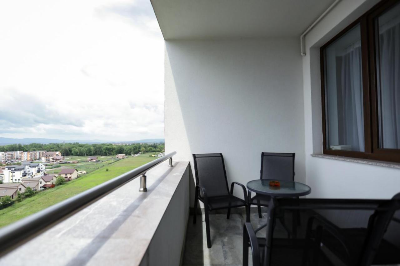 Isaran Apartament With Panoramic City View Брашов Экстерьер фото