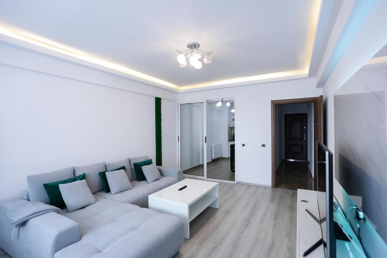 Isaran Apartament With Panoramic City View Брашов Экстерьер фото