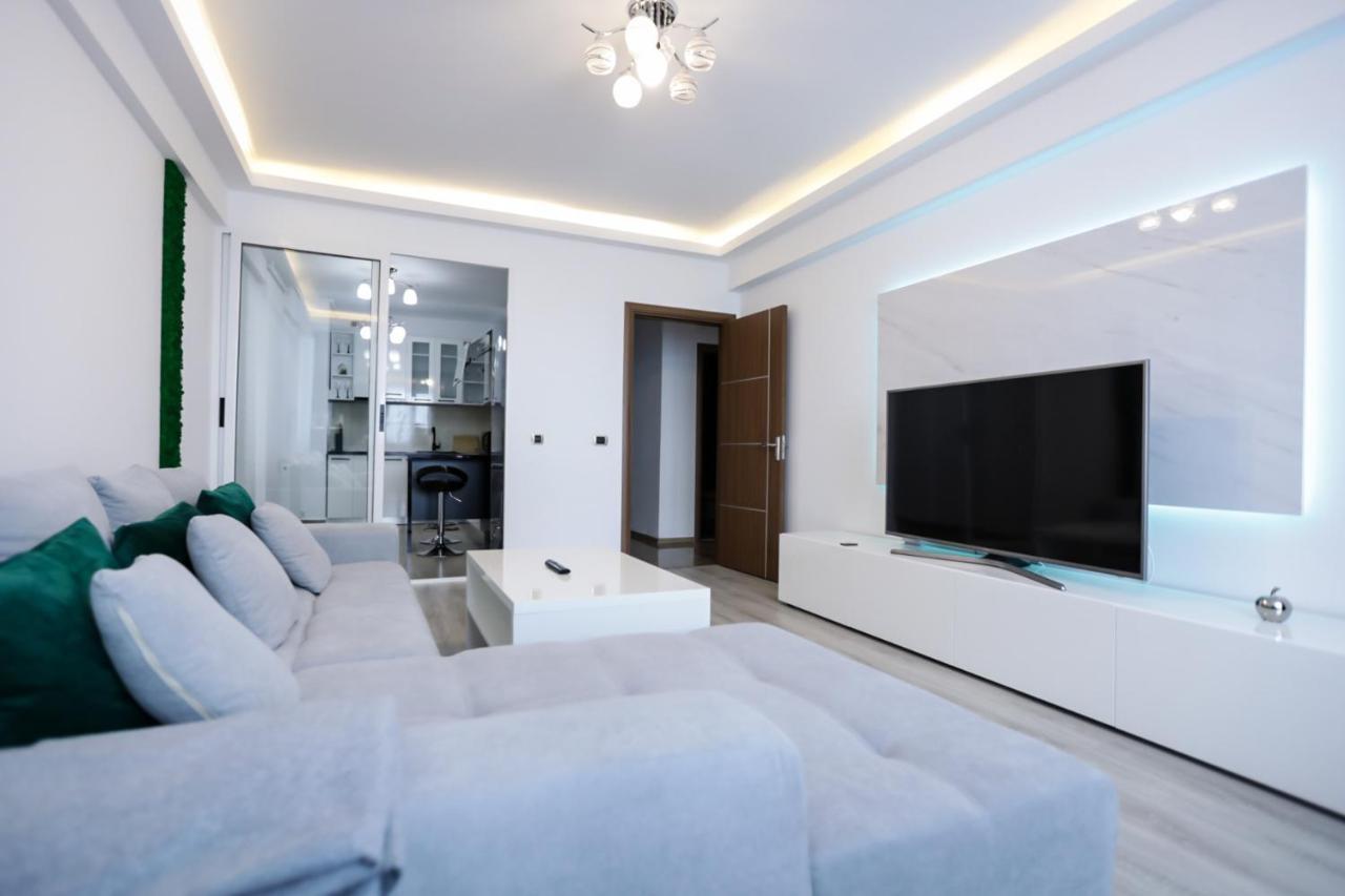Isaran Apartament With Panoramic City View Брашов Экстерьер фото