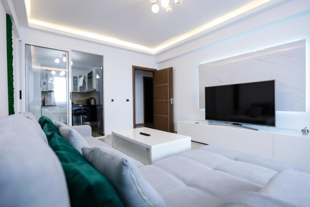 Isaran Apartament With Panoramic City View Брашов Экстерьер фото